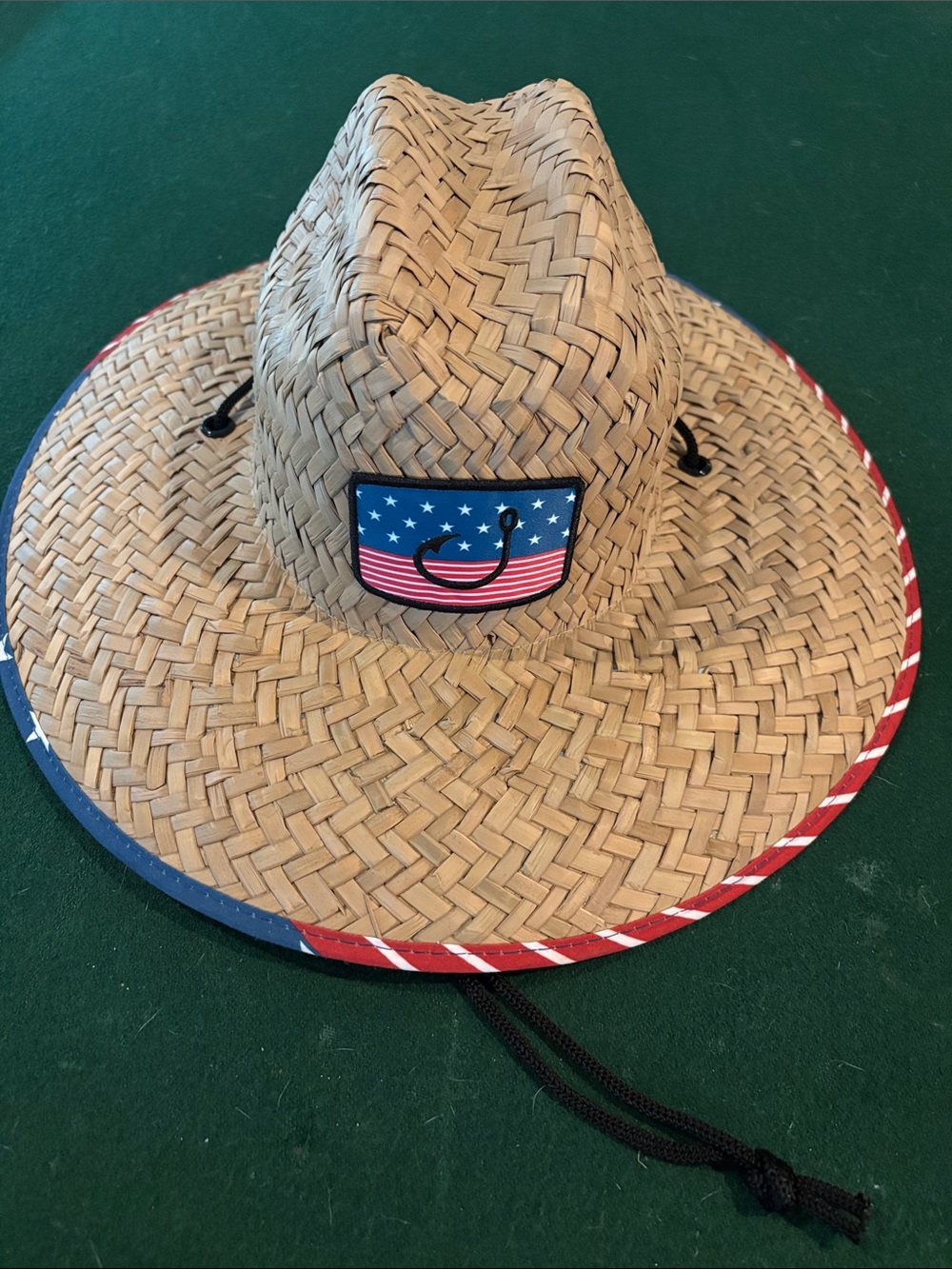 Avid Men’s Sundaze Straw hat with American flag.